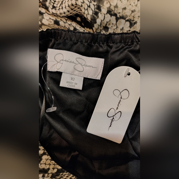 NWT $148 Jessica Simpson Anaconda Black Halter Maxi Dress 10 - Picture 10 of 11